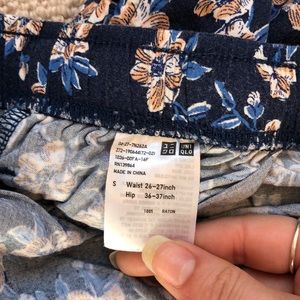 Uniqulo 3/4 wide pants